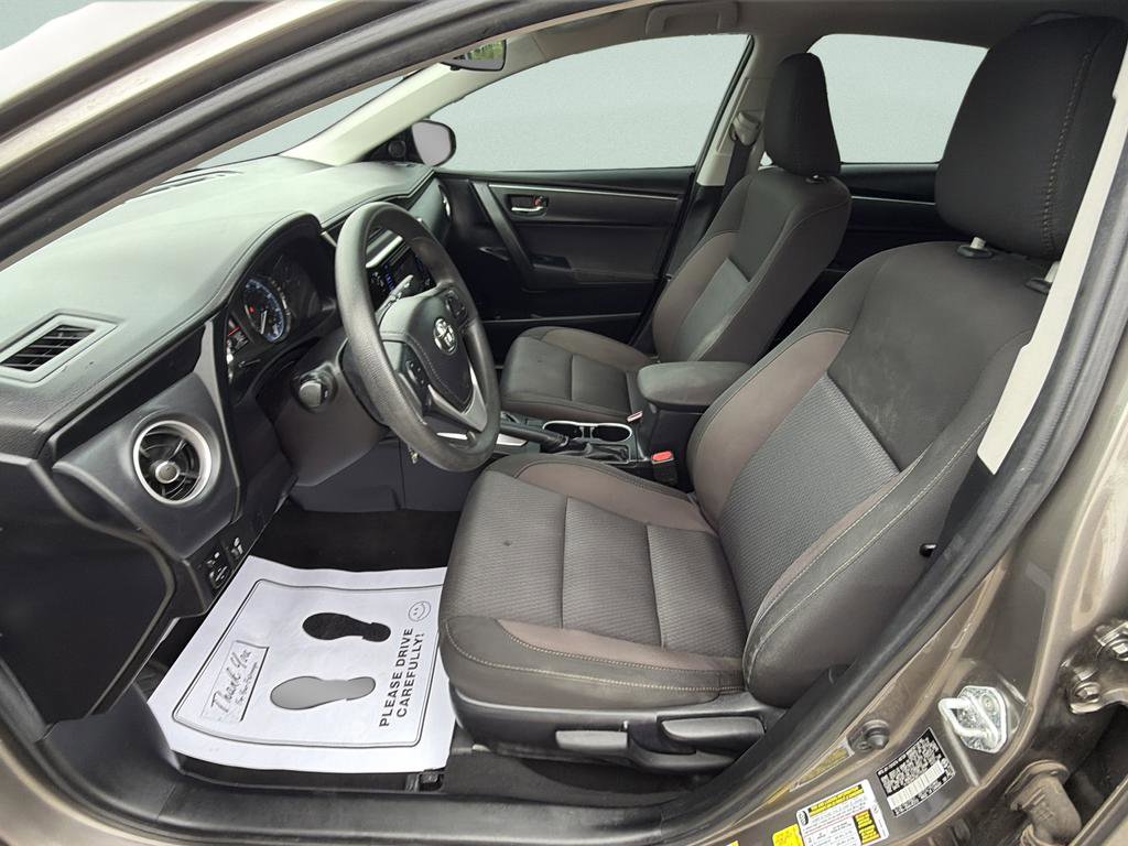 Used 2019 Toyota Corolla LE FWD image 17