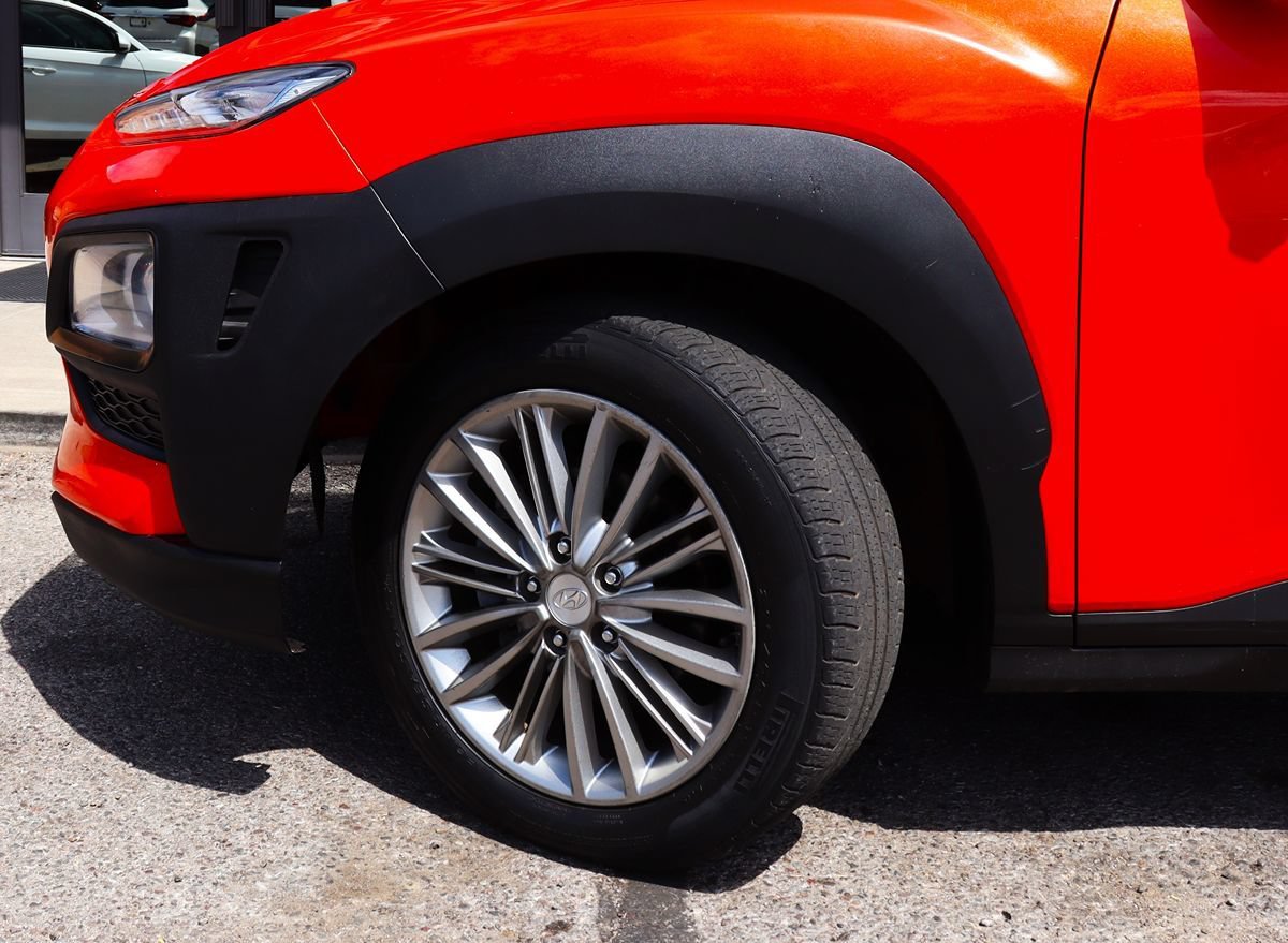 Used 2019 Hyundai Kona SEL w/ Cargo Package FWD image 5