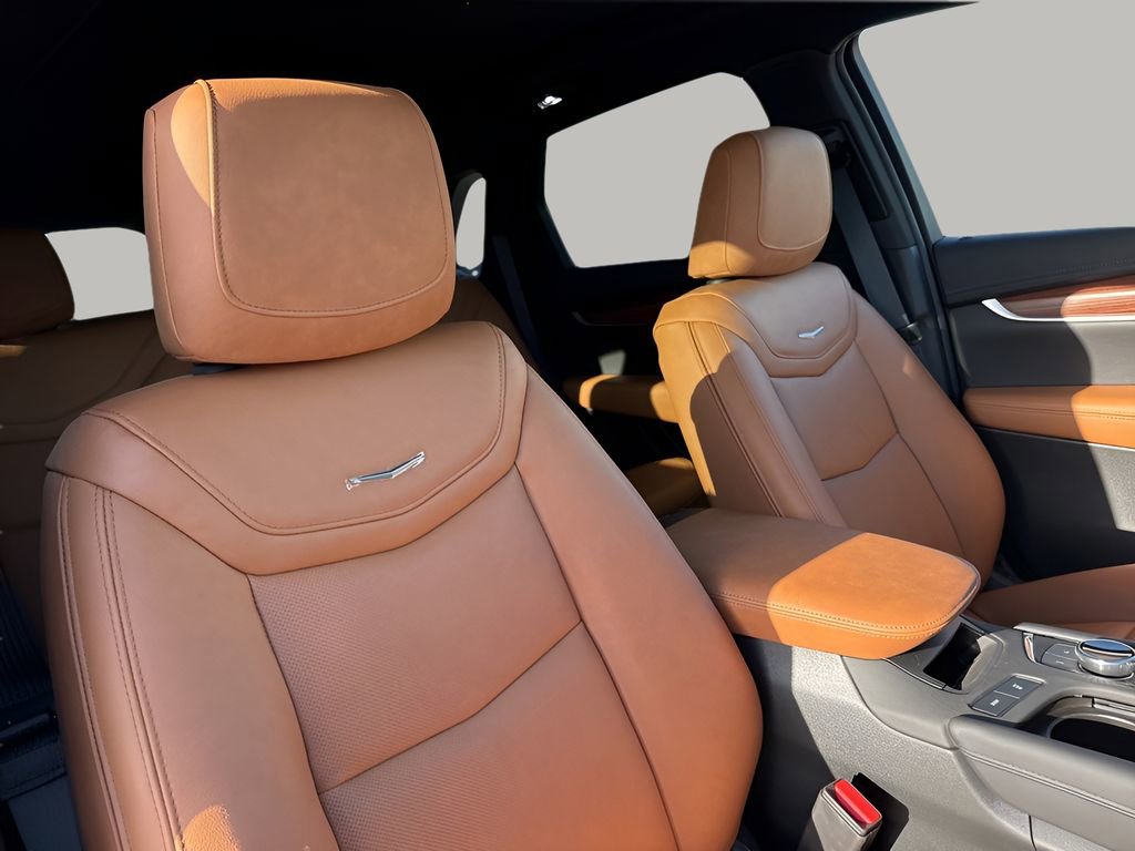 Certified 2025 Cadillac XT5 Premium Luxury w/ Technology Package image 14