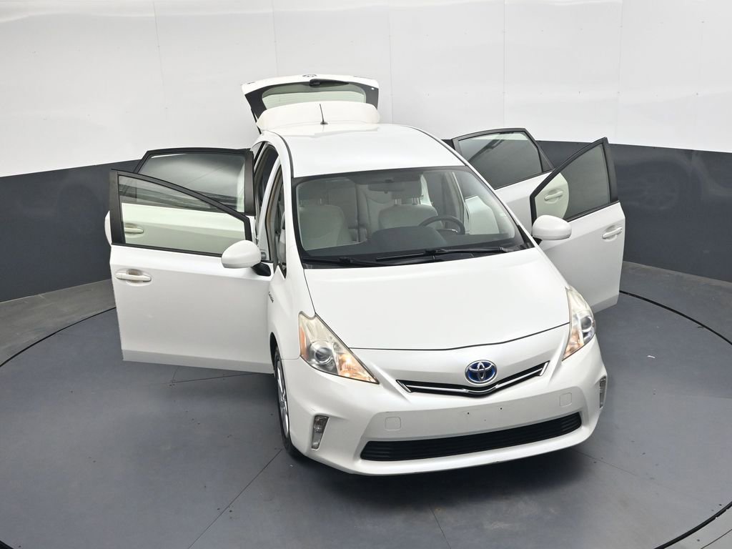 Used 2014 Toyota Prius V Three FWD image 36