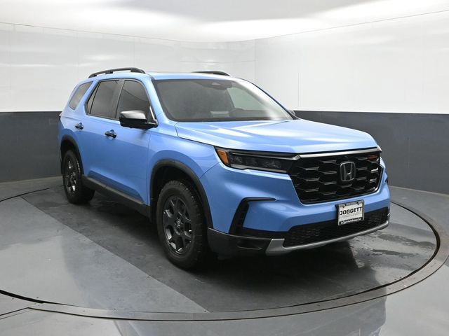 Used 2024 Honda Pilot TrailSport image 17