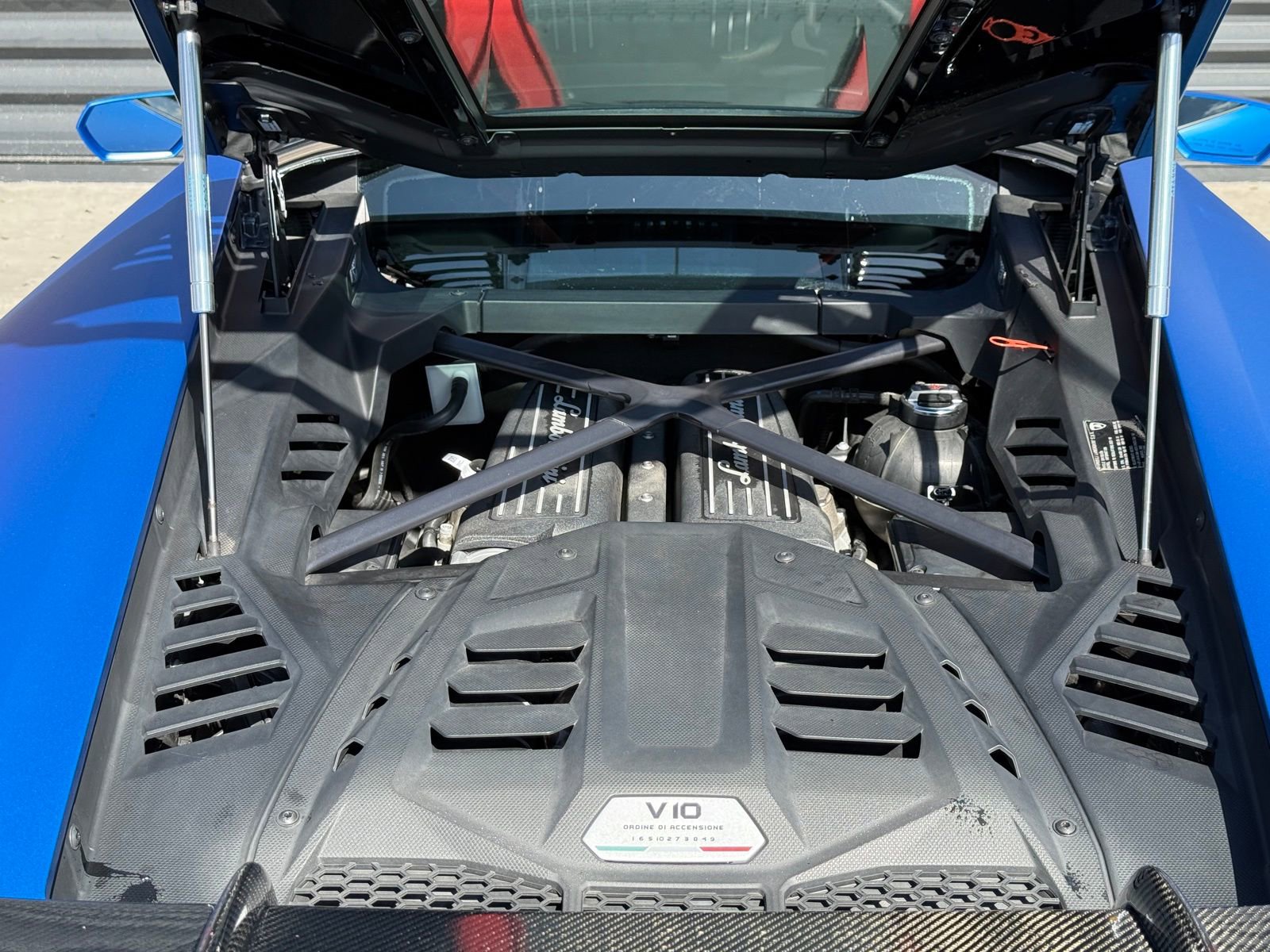 Used 2021 Lamborghini Huracan EVO image 44