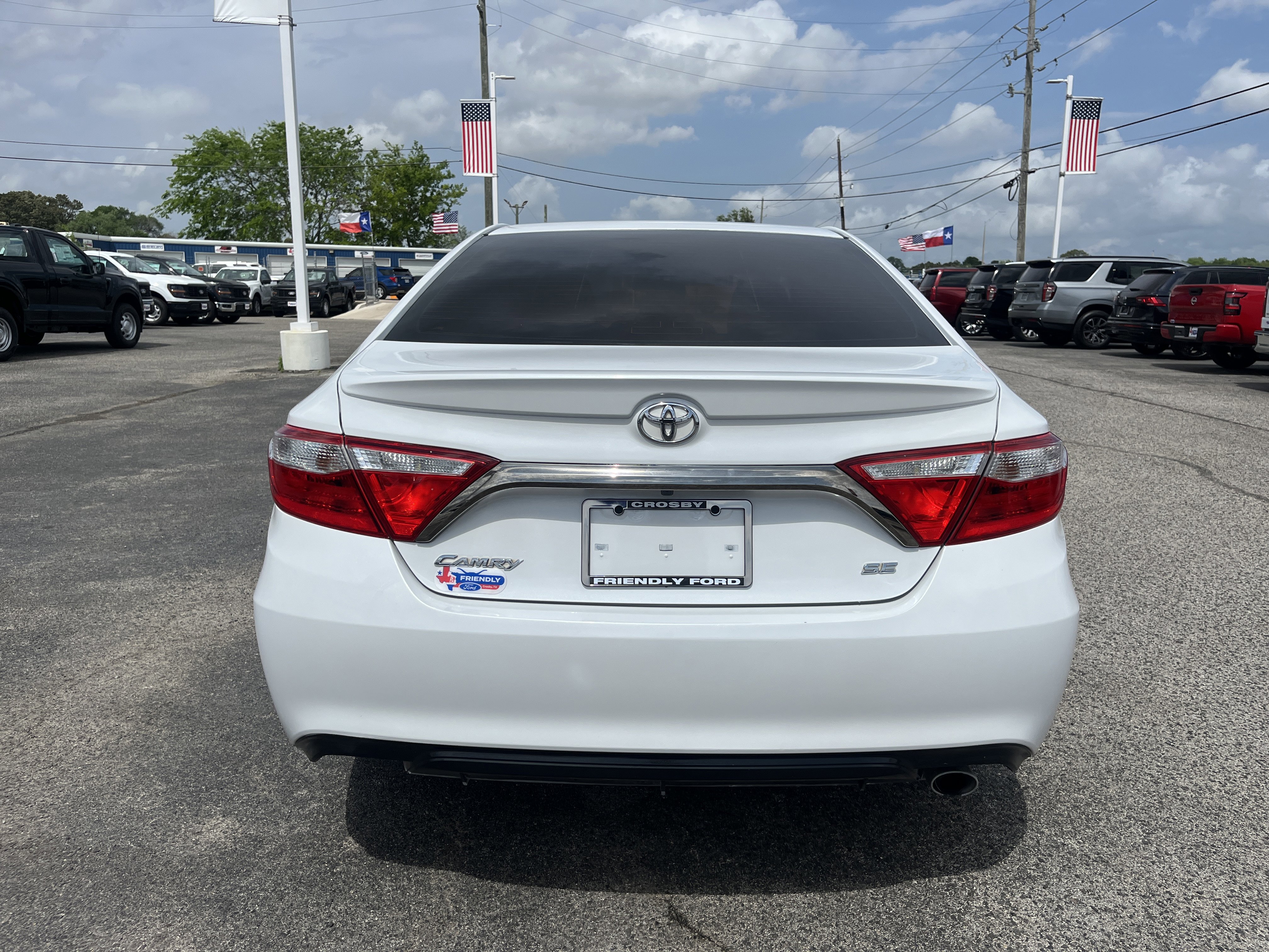 Used 2015 Toyota Camry XLE image 3