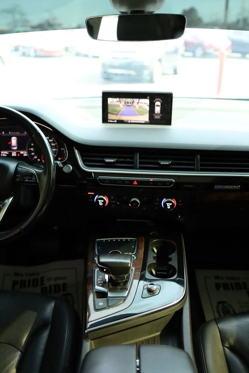 Used 2018 Audi Q7 3.0T Premium Plus w/ Premium Plus Package image 38