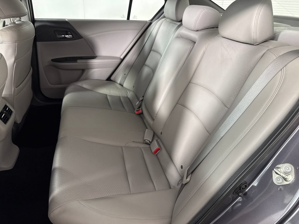 Used 2015 Honda Accord EX-L image 12