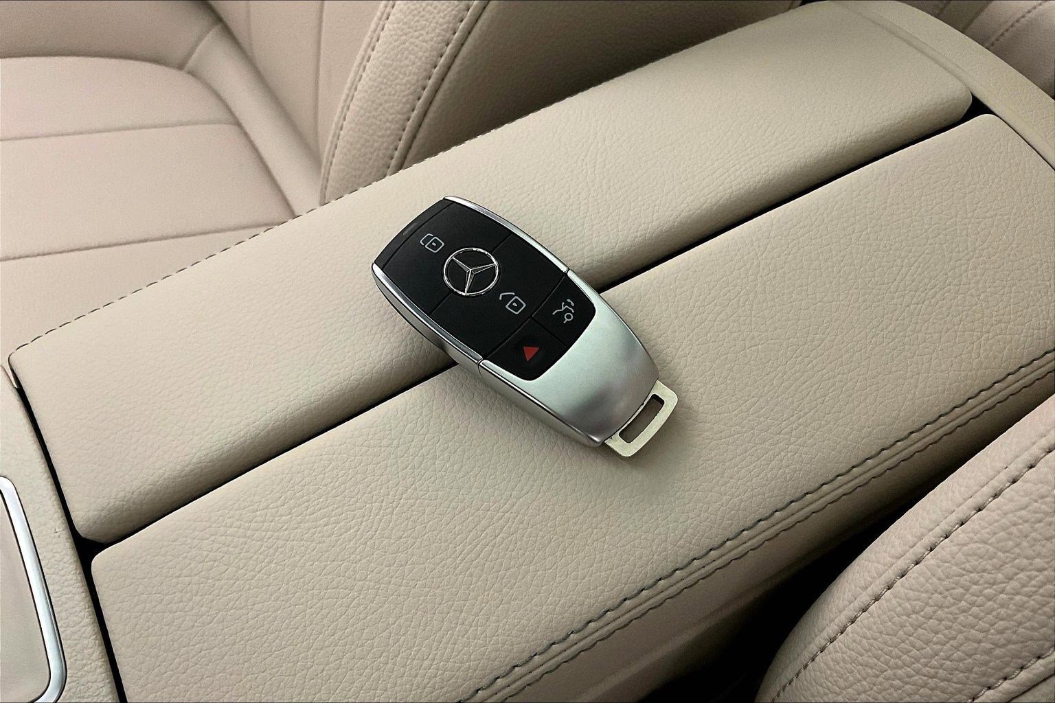 Certified 2026 Mercedes-Benz GLB 250 4MATIC image 35