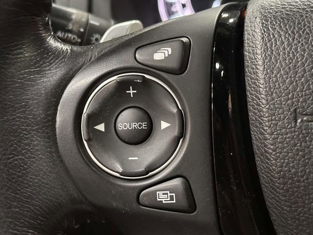 Used 2017 Honda Pilot Touring image 28