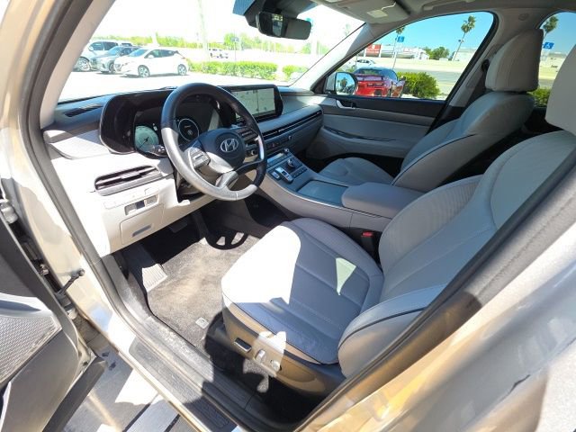 Used 2024 Hyundai Palisade SEL w/ Premium Package image 12