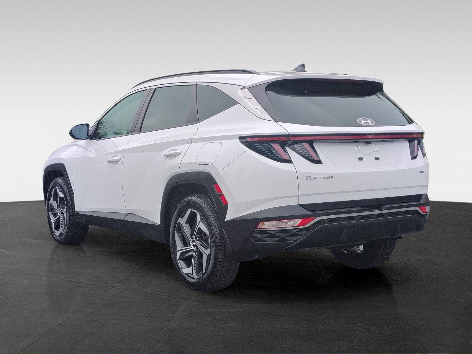 Used 2023 Hyundai Tucson SEL w/ Convenience Package AWD/4WD image 7