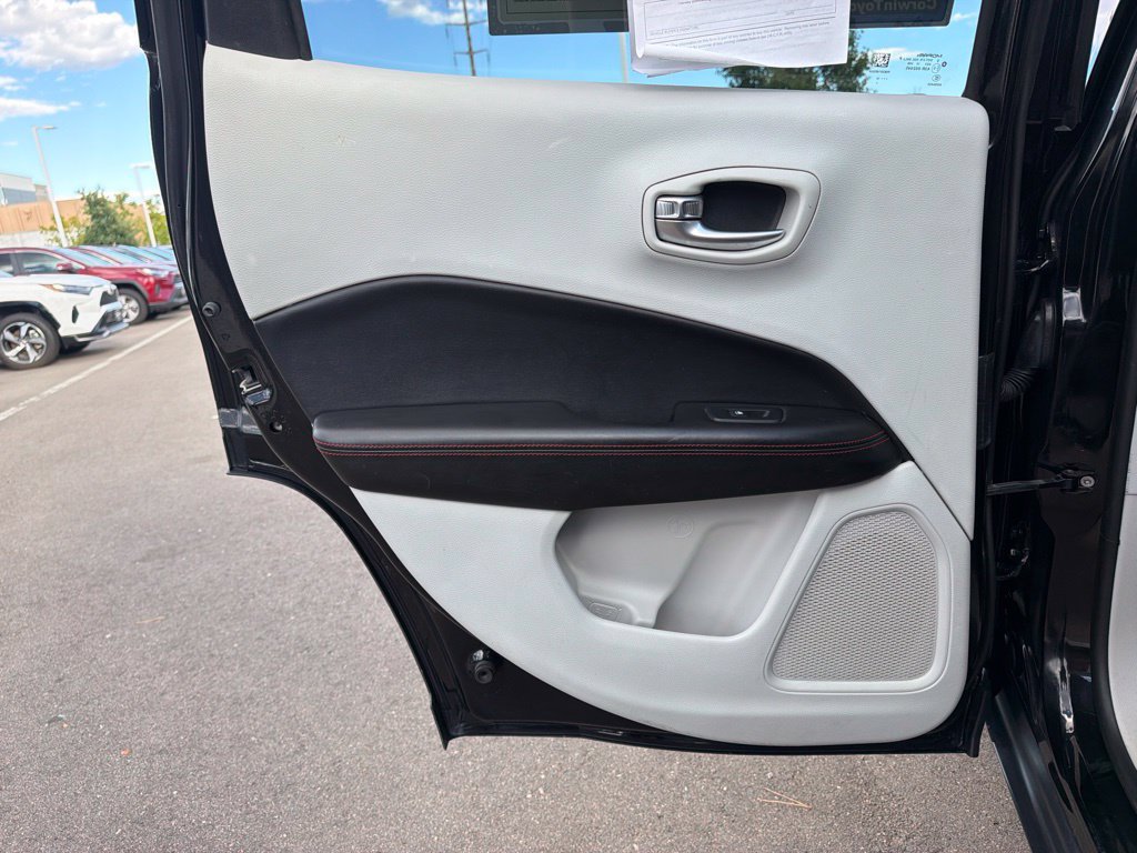 Used 2019 Jeep Compass Limited w/ Safety & Security Group AWD/4WD image 19