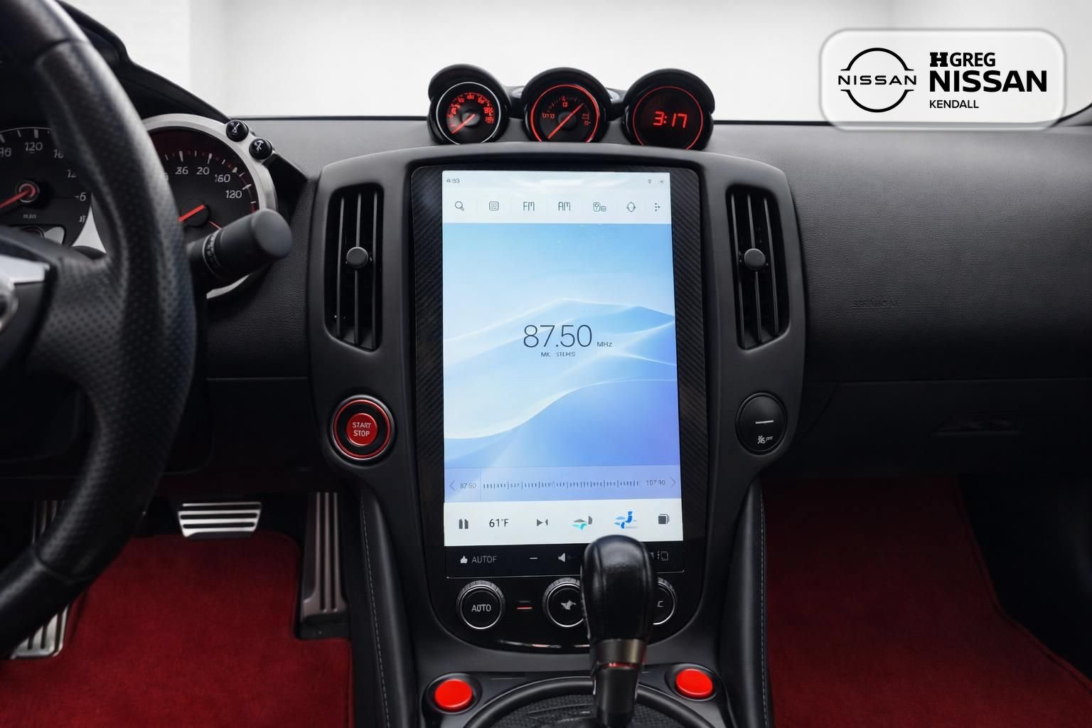 Used 2016 Nissan 370Z Touring RWD image 10
