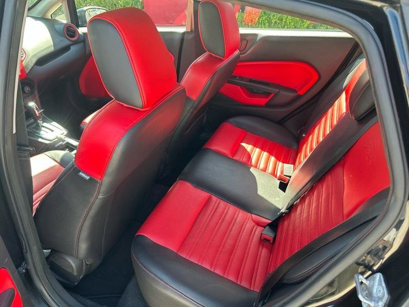 Used 2012 Ford Fiesta SES FWD image 7