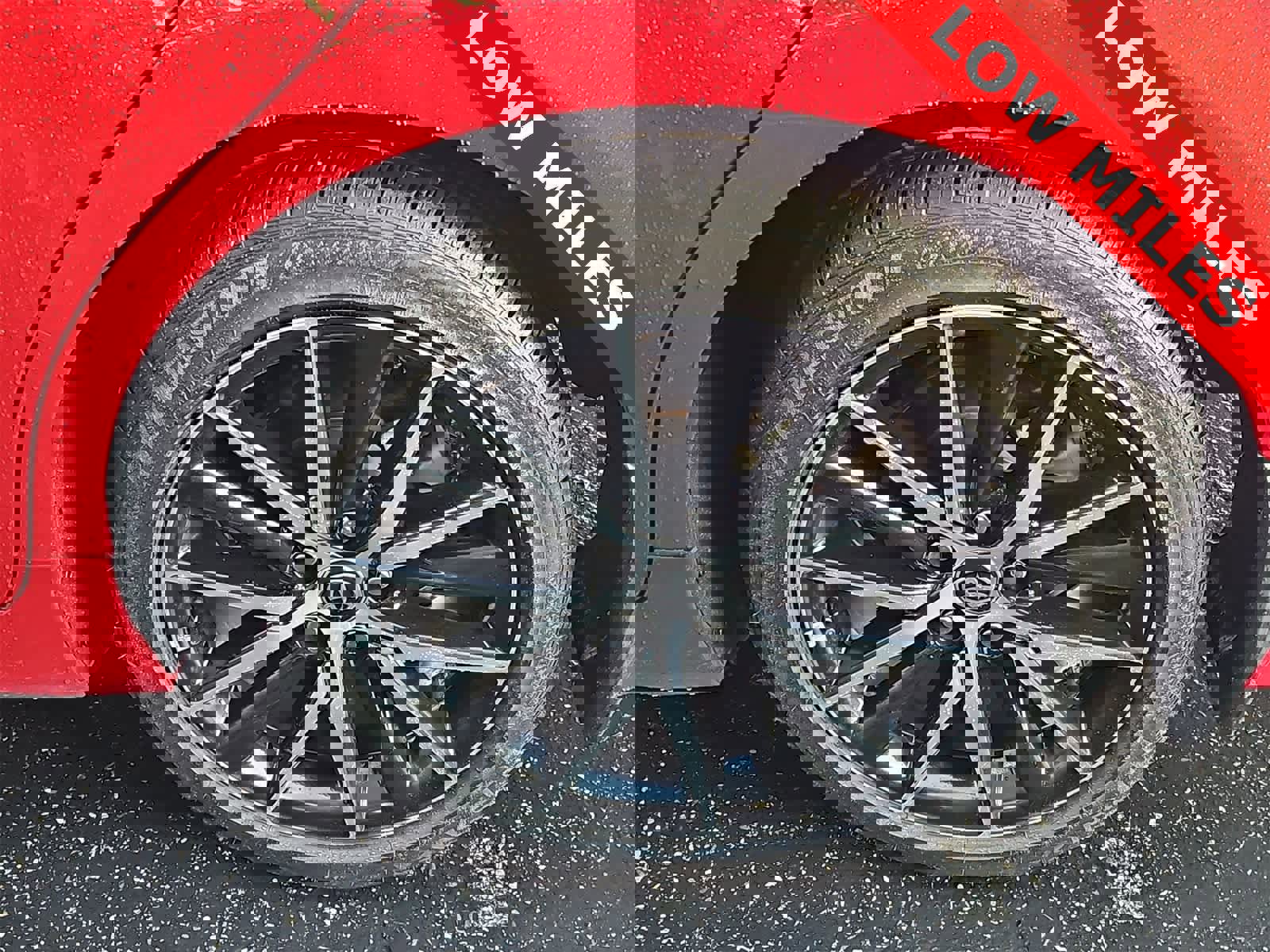 Used 2023 Toyota Camry SE image 12