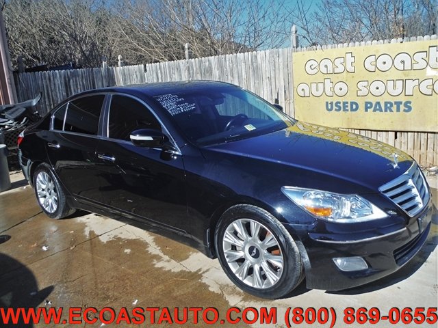 Used 2009 Hyundai Genesis 3.8 w/ Technology Pkg 4 RWD image 1