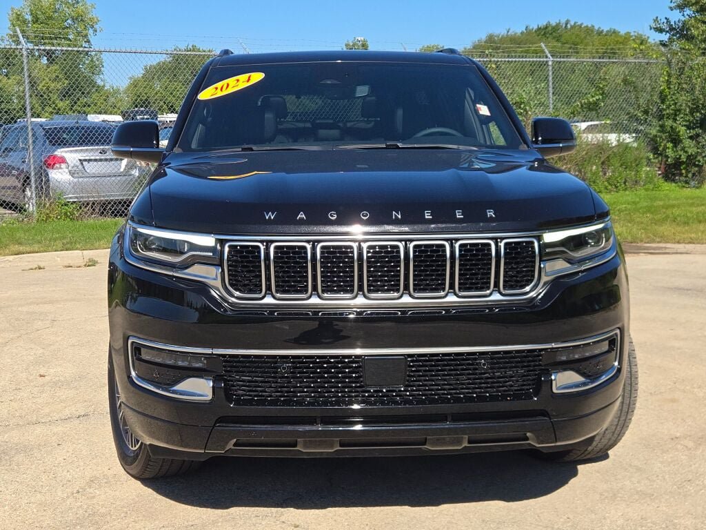 Used 2024 Jeep Wagoneer 4WD w/ Premium Group I image 8