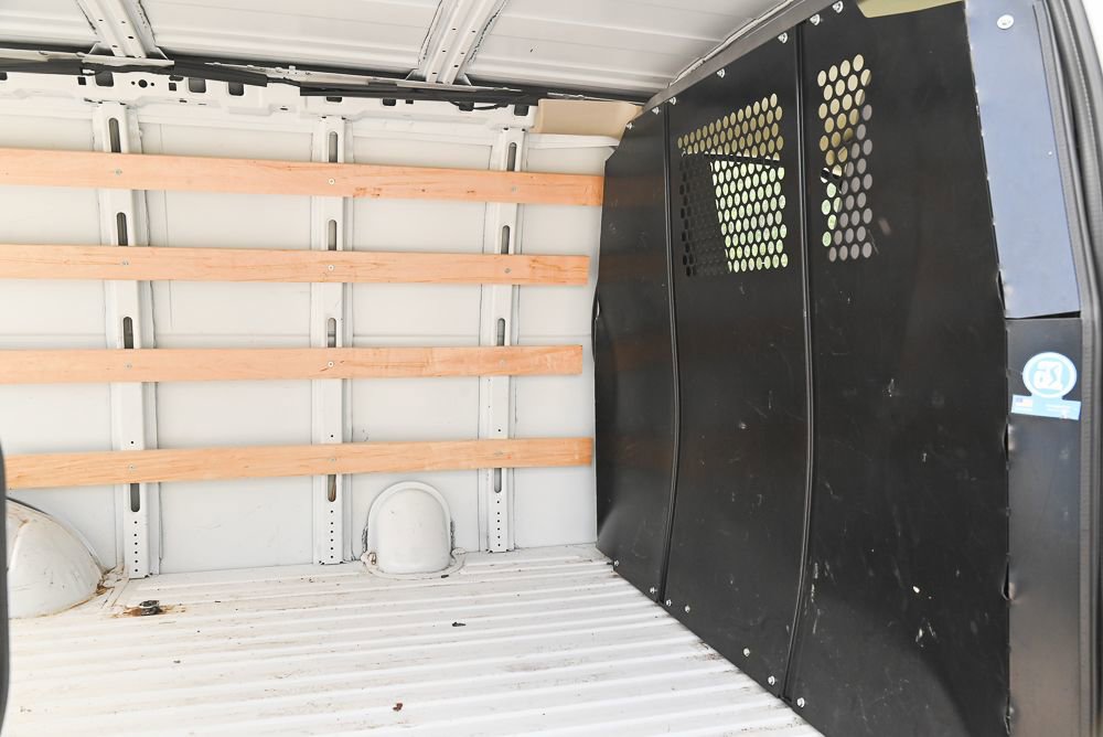 Used 2024 GMC Savana 2500 w/ Driver Convenience Package image 15