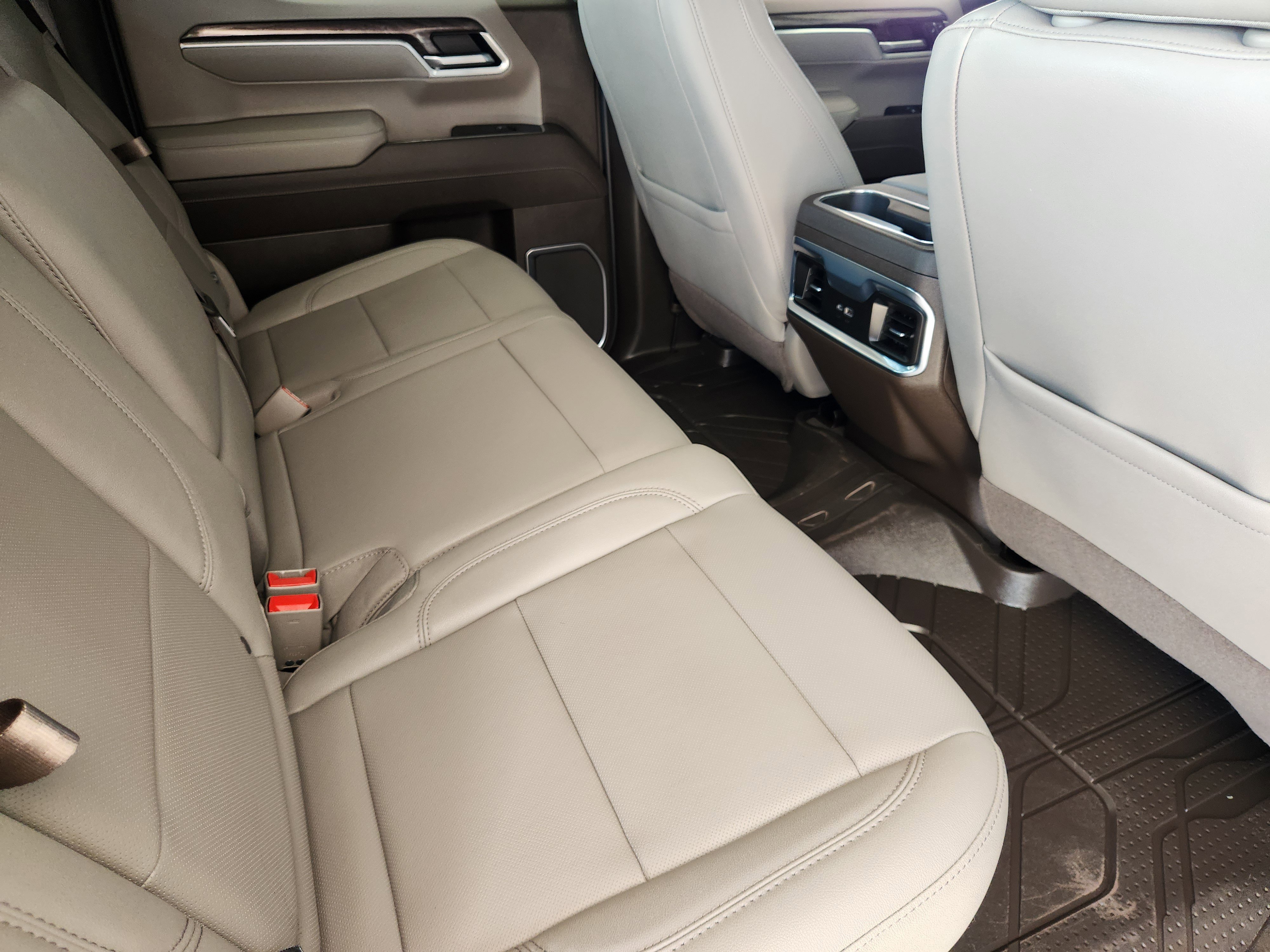 Certified 2026 Chevrolet Silverado 1500 LTZ image 33