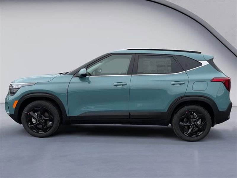 New 2026 Kia Seltos EX image 2