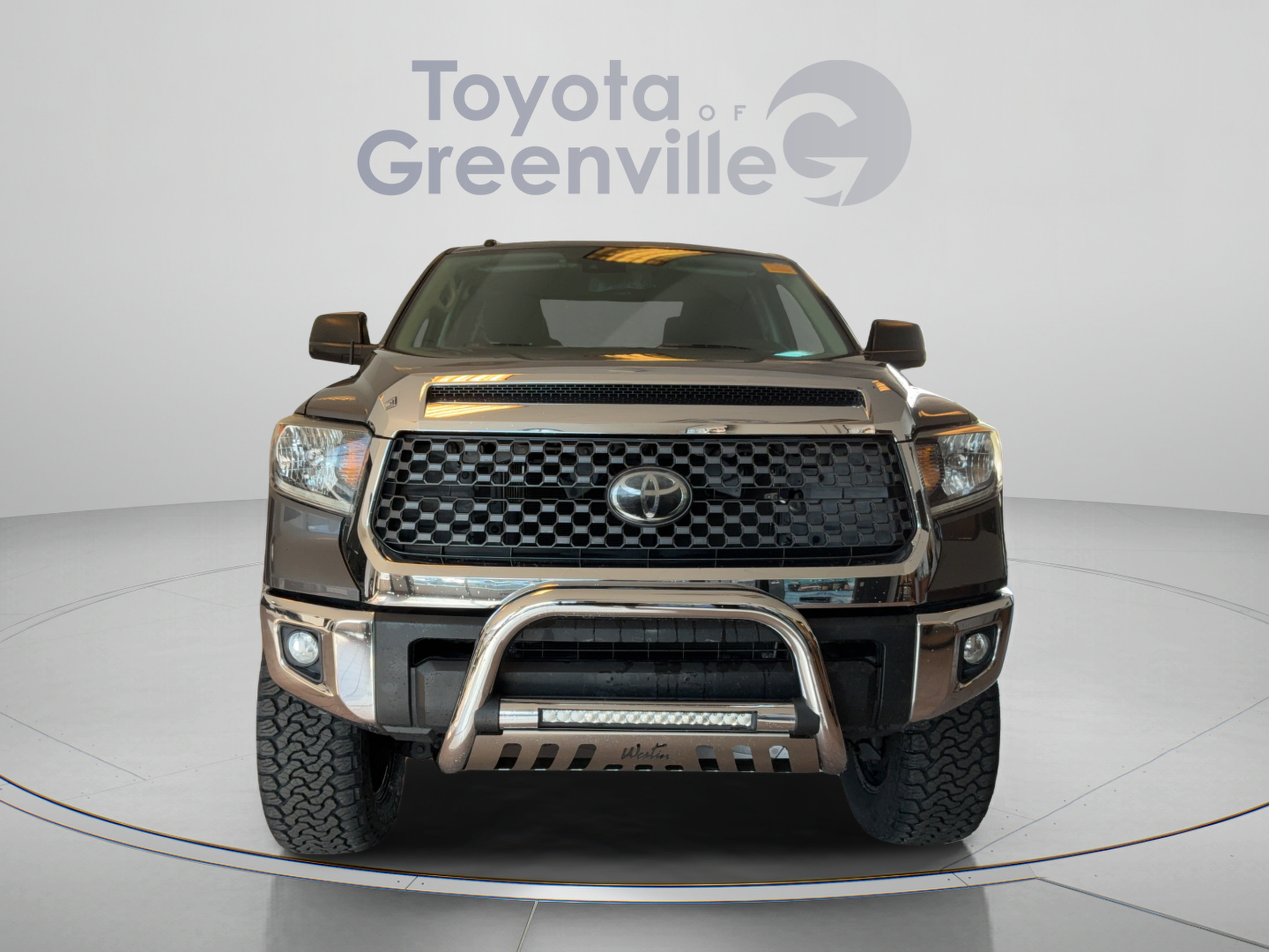 Used 2019 Toyota Tundra SR5 AWD/4WD image 9