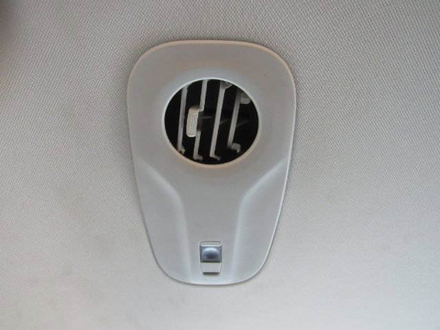 Used 2024 Chrysler Pacifica Touring-L FWD image 35