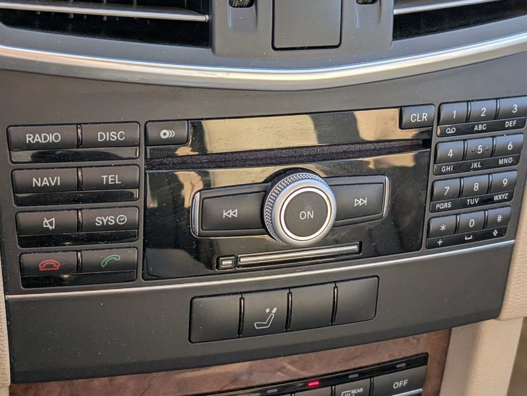 Used 2011 Mercedes-Benz E 350 Sedan image 22