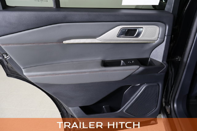 Used 2025 Ford Explorer Active w/ Active Comfort Package AWD/4WD image 17