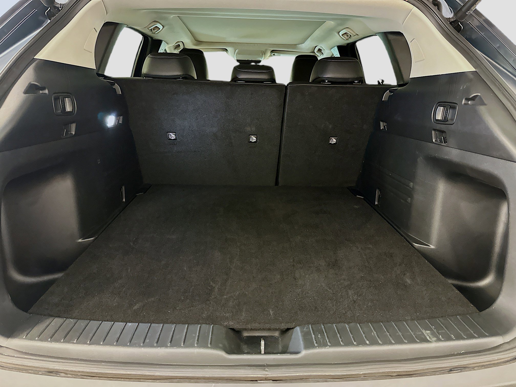 Used 2025 MAZDA CX-50 AWD 2.5 S w/ Premium Package image 31