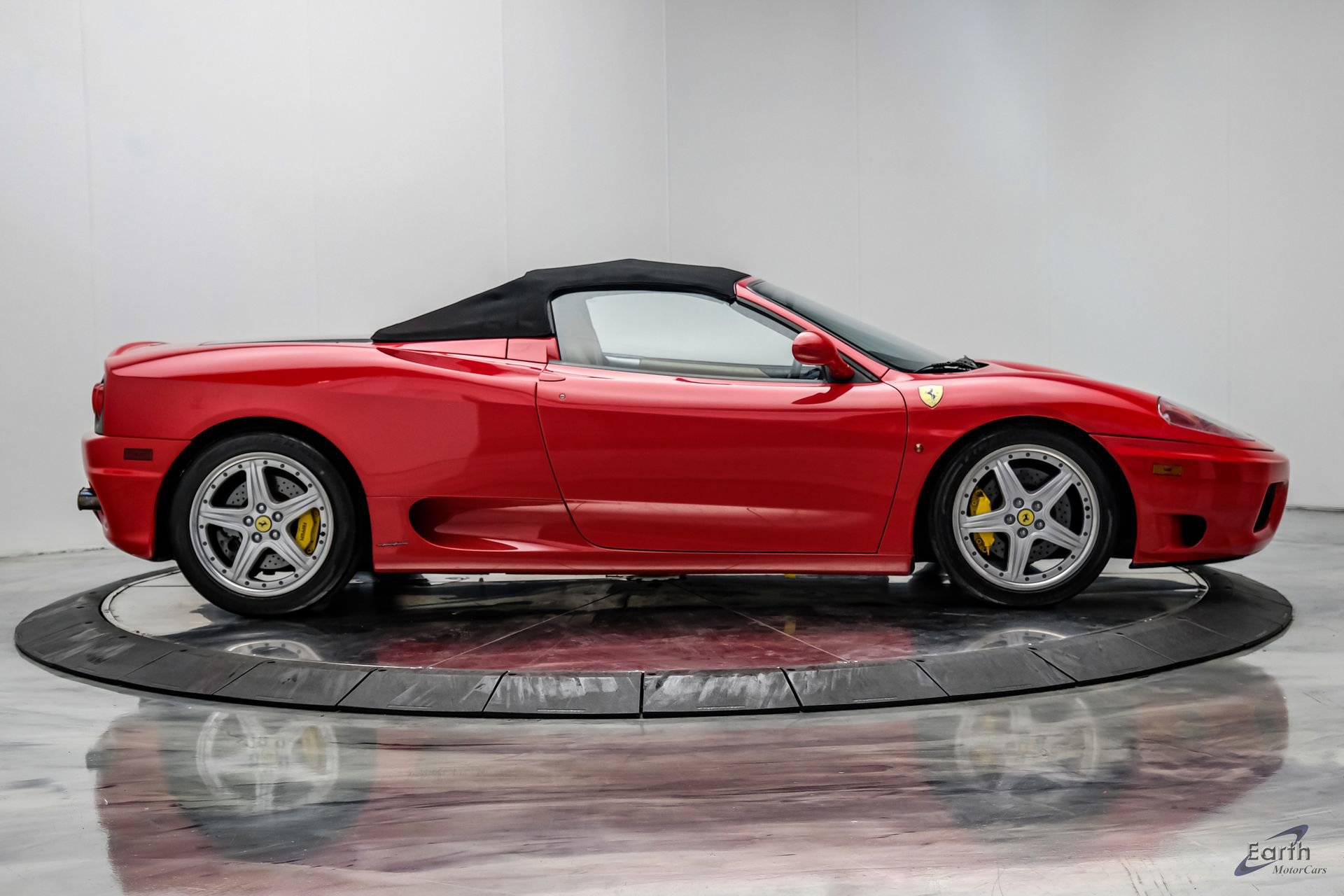 Used 2004 Ferrari 360 Spider image 27