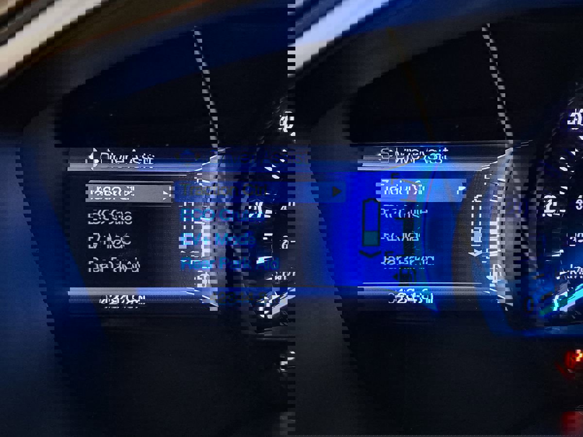 Used 2014 Ford Fusion Energi SE image 10