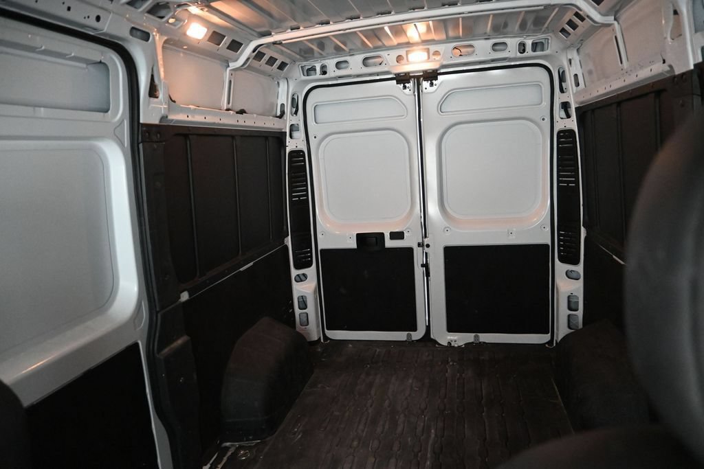 Used 2025 RAM ProMaster 1500 FWD image 14