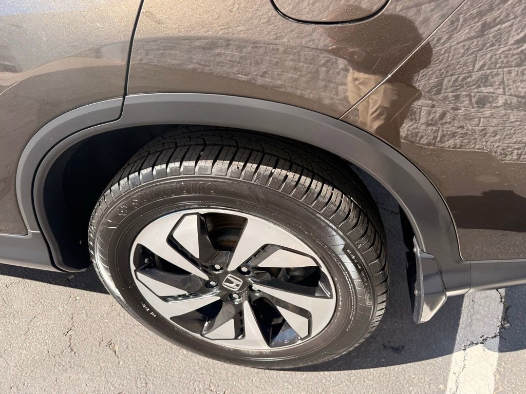 Used 2016 Honda CR-V Touring image 11