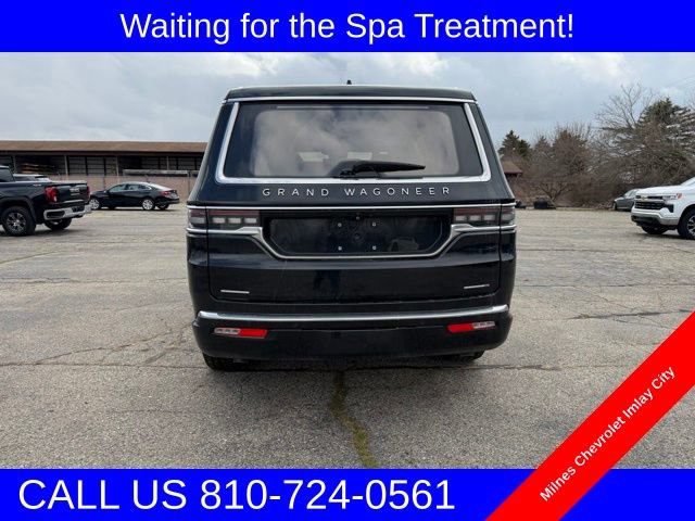 Used 2022 Jeep Grand Wagoneer Series III w/ Rear Seat Video Group 1 AWD/4WD image 2
