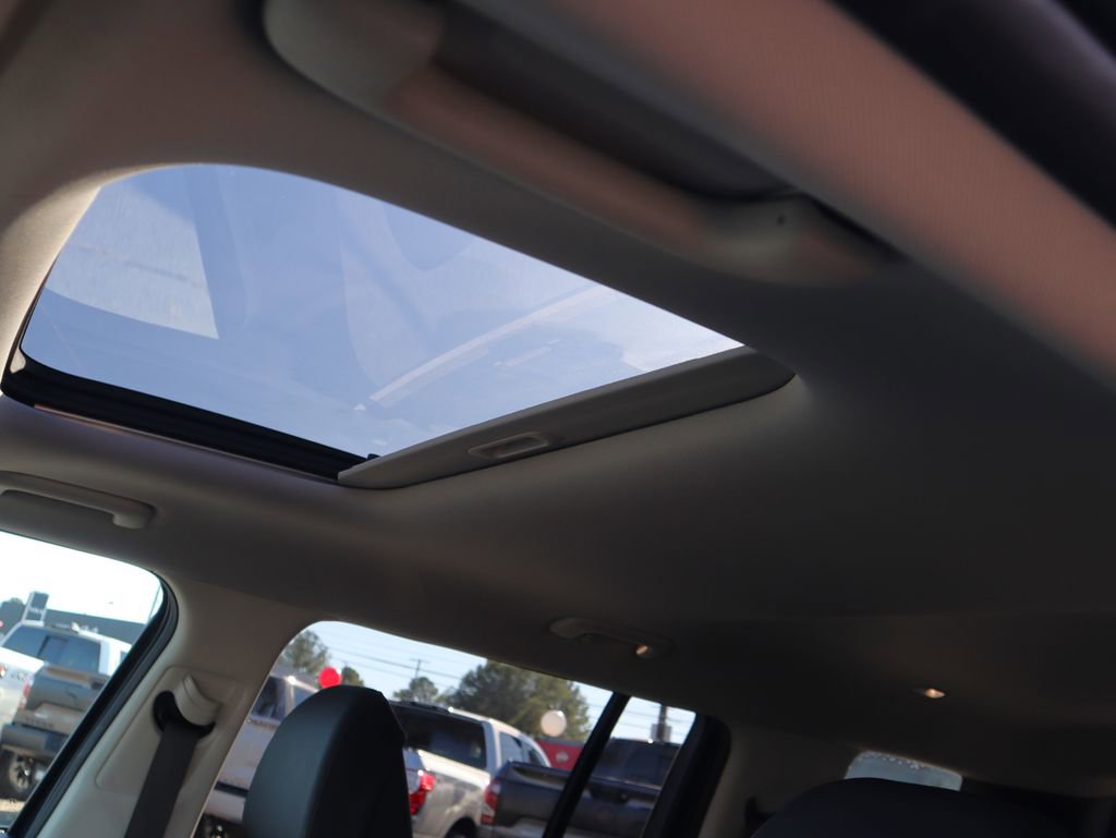 Used 2025 Hyundai Santa Fe XRT image 15