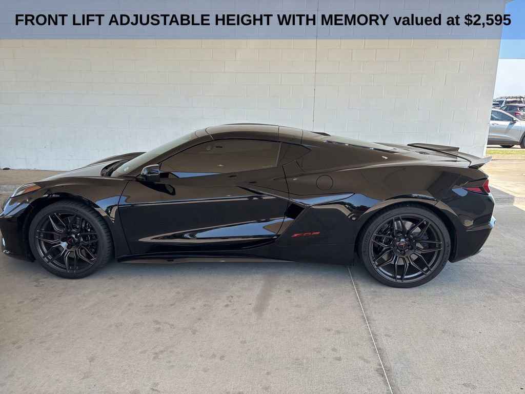 Used 2024 Chevrolet Corvette Z06 w/ Stealth Interior Trim Package RWD image 3