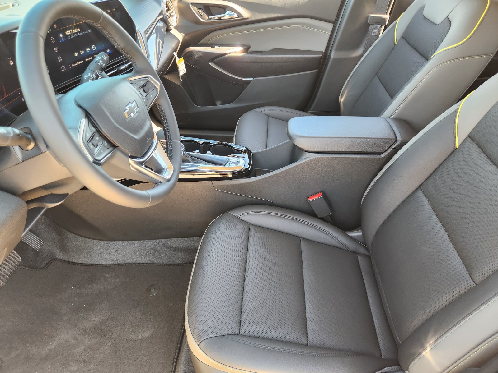 New 2026 Chevrolet Trax ACTIV w/ Driver Confidence Package FWD image 13