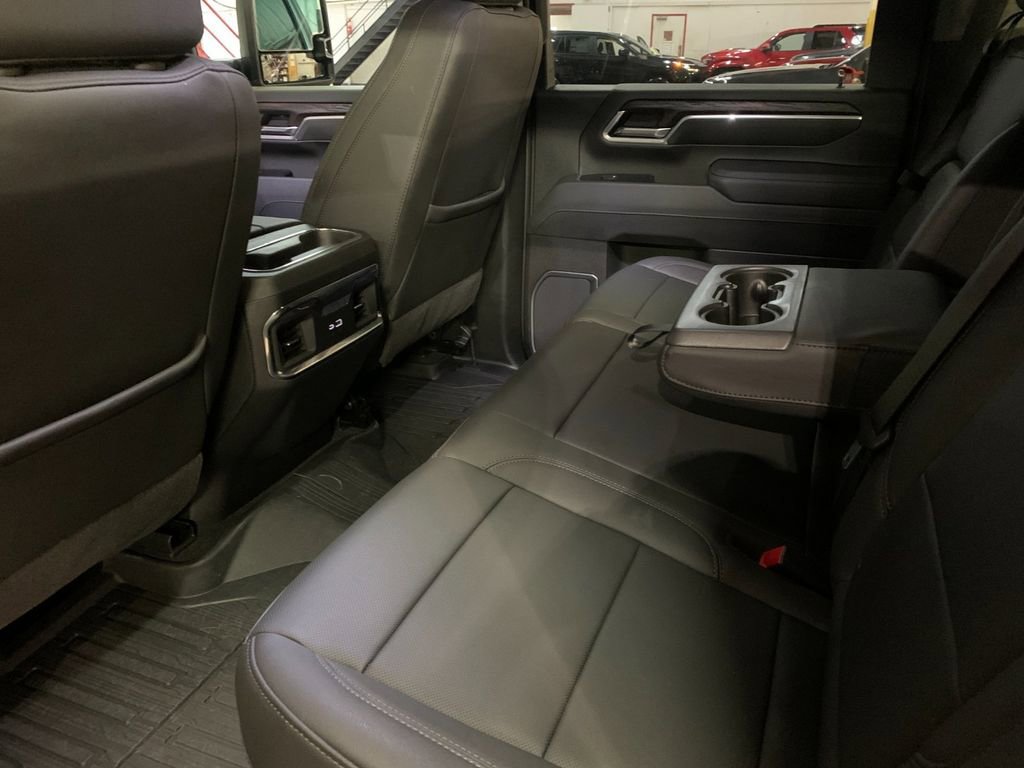 Used 2025 GMC Sierra 2500 SLT w/ SLT Convenience Package image 14