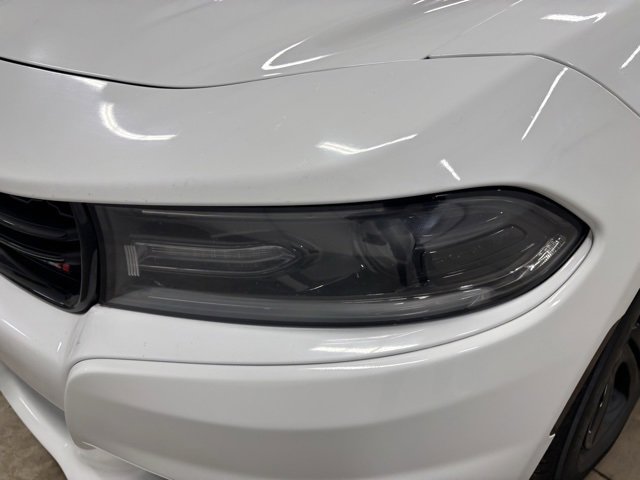 Used 2019 Dodge Charger SXT image 8
