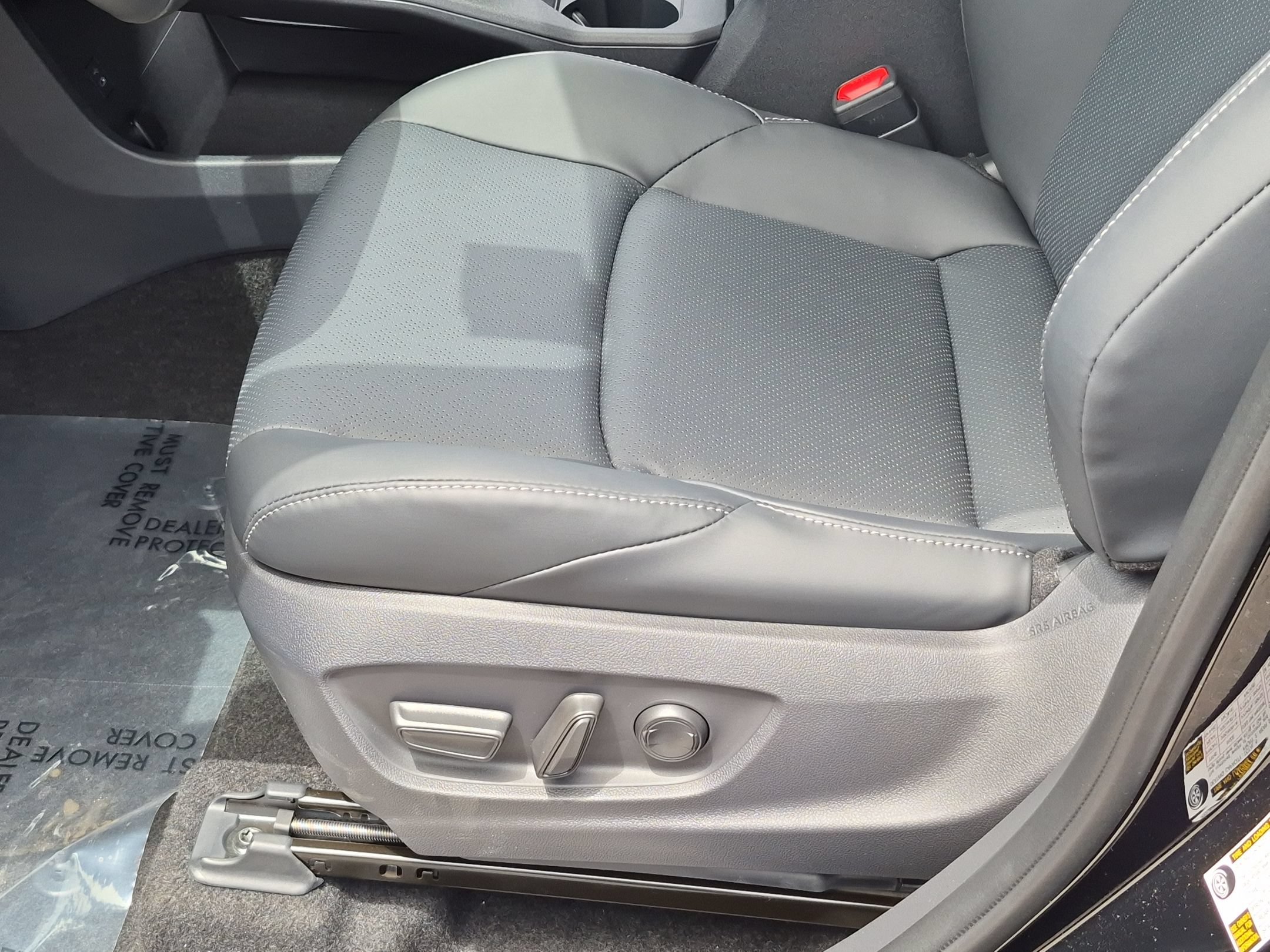 New 2026 Subaru Solterra w/ Premium Convenience Package AWD/4WD image 14