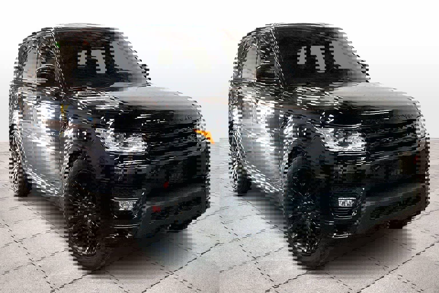 Used 2017 Land Rover Range Rover Sport HSE Dynamic image 2