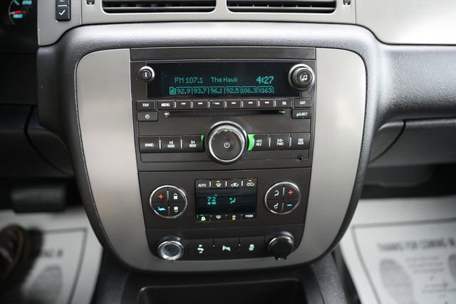 Used 2012 Chevrolet Avalanche LT w/ Suspension Package, Off-Road image 23