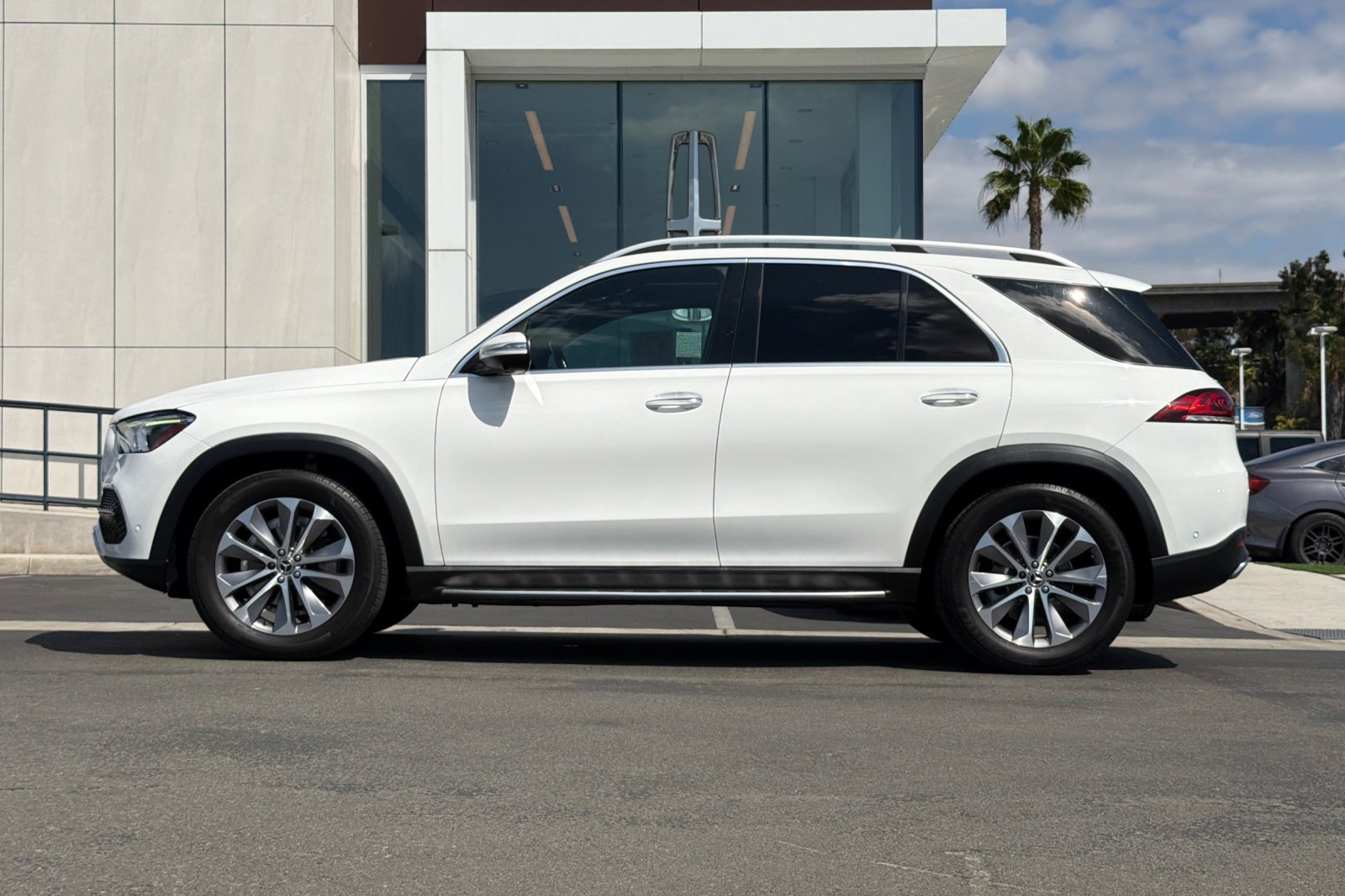 Used 2022 Mercedes-Benz GLE 350 4MATIC image 6