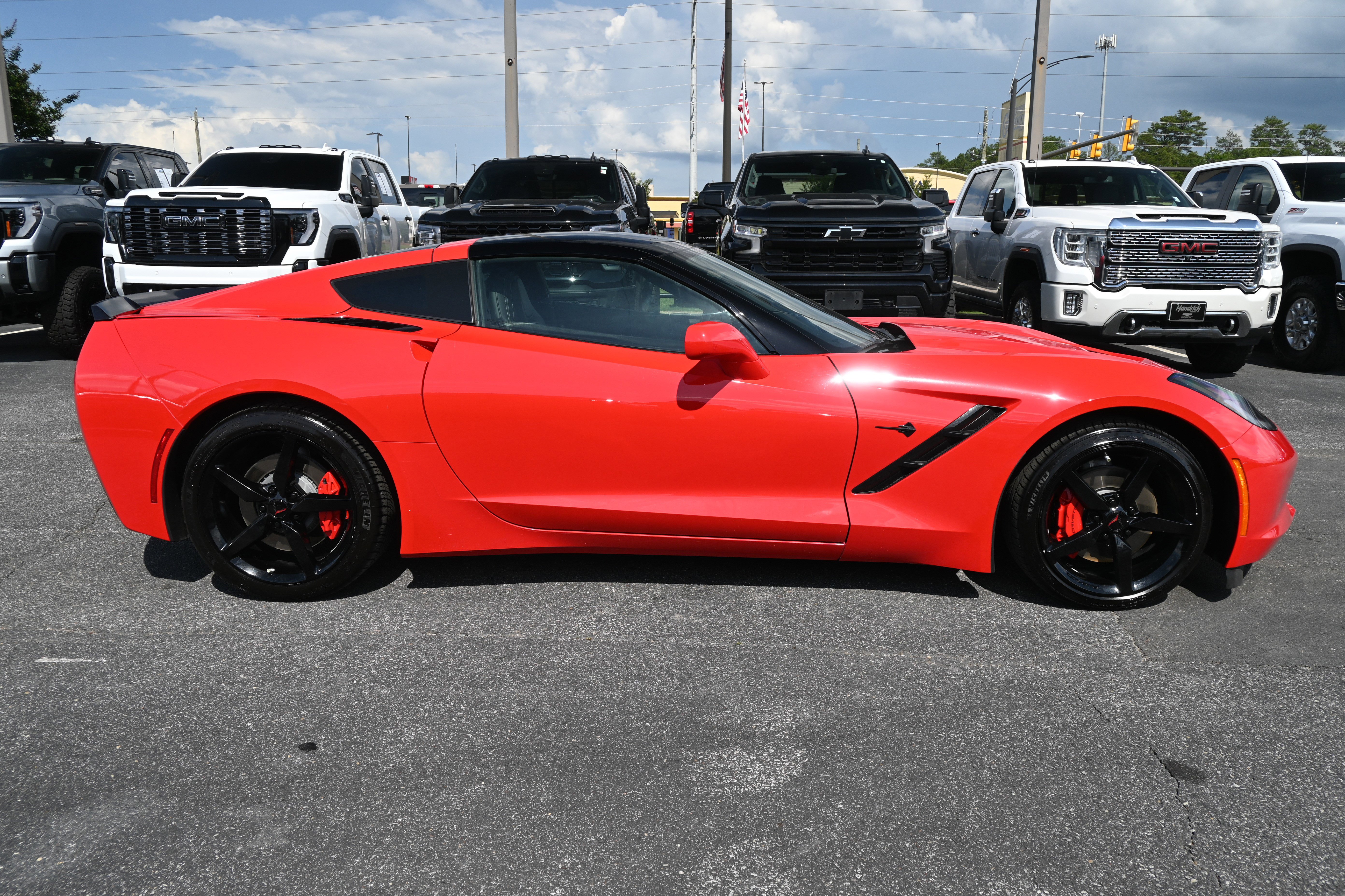 Used 2015 Chevrolet Corvette Stingray Coupe w/ 2LT Preferred Equipment Group RWD image 11