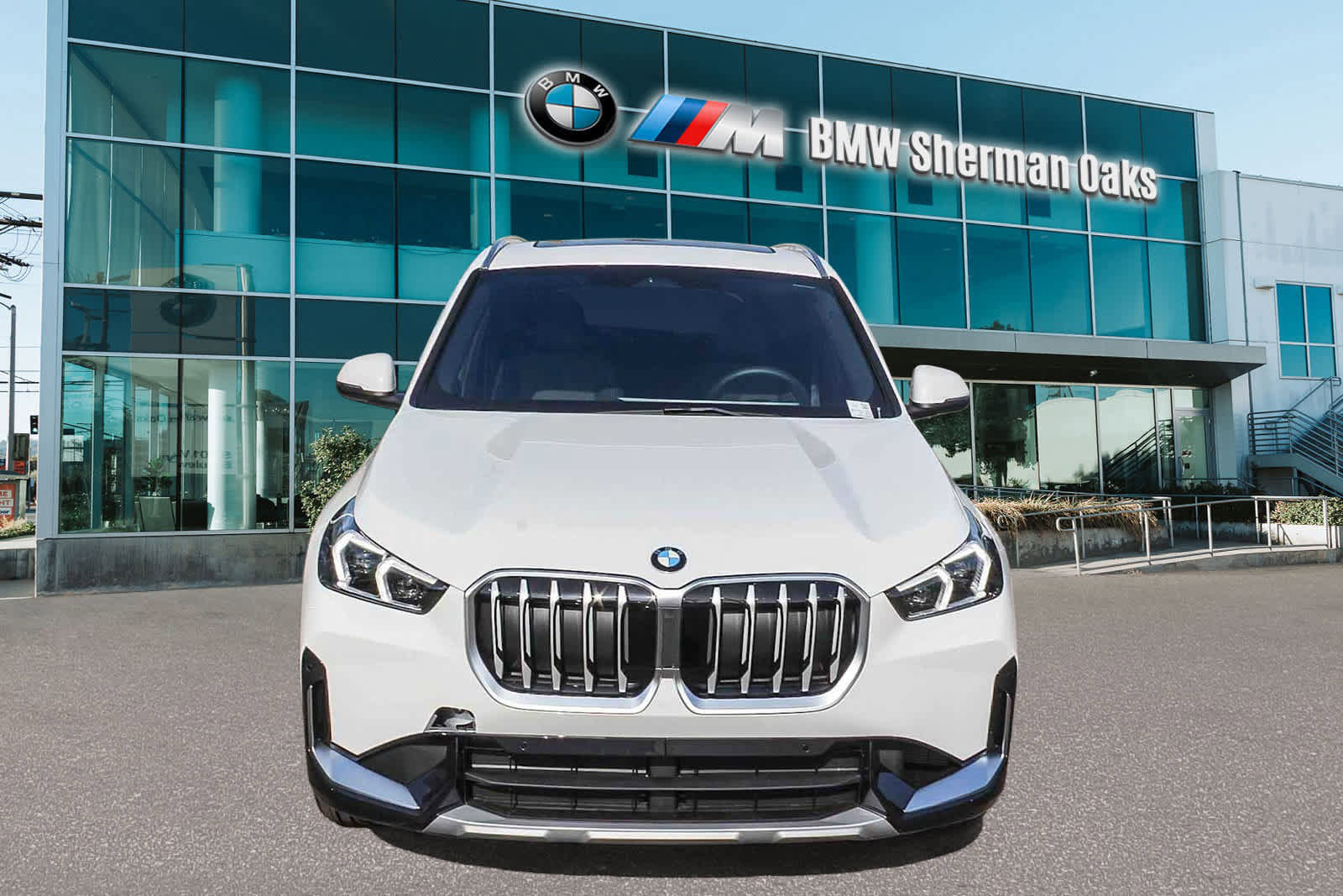New 2026 BMW X1 xDrive28i w/ Convenience Package image 2