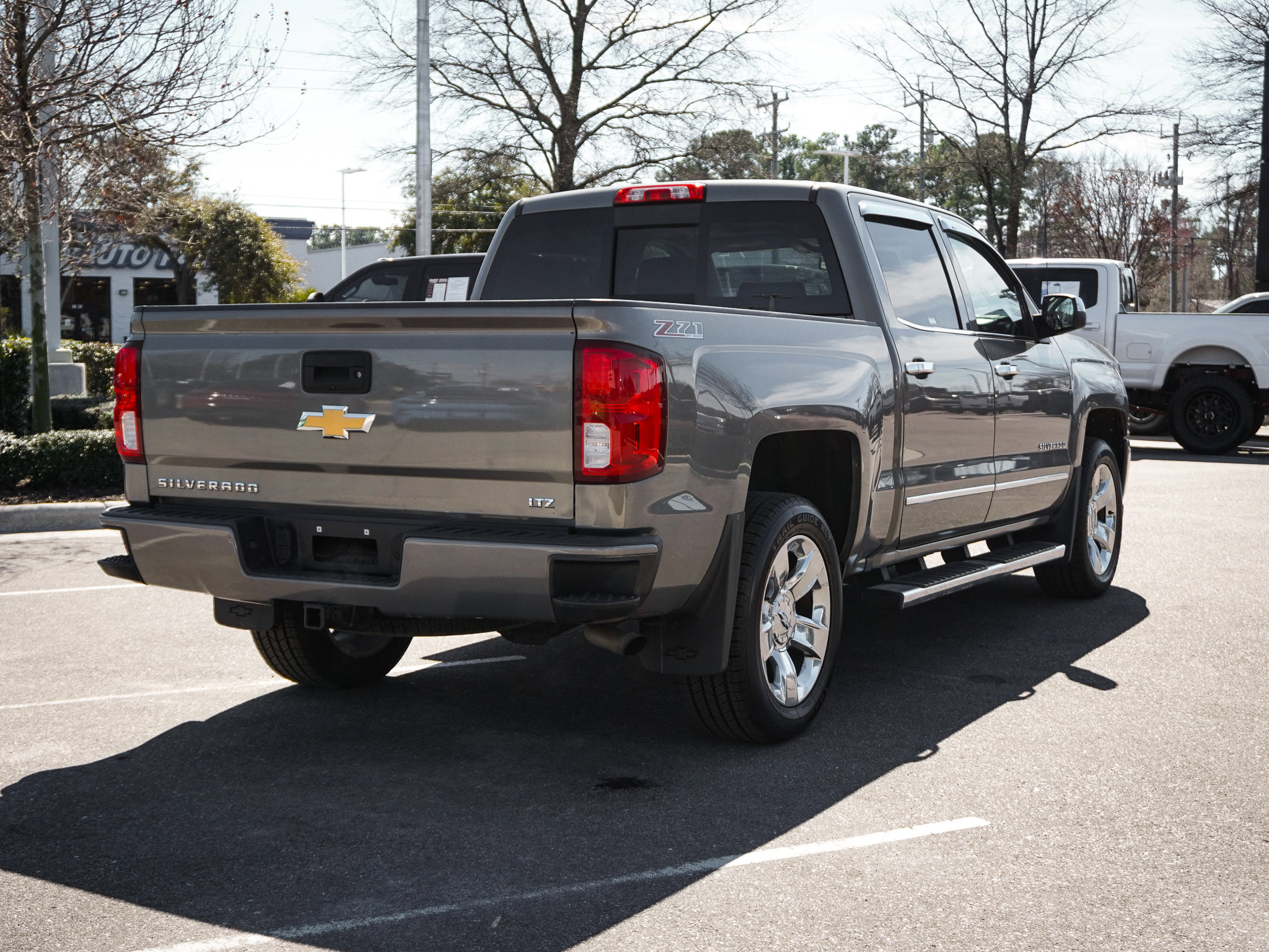 Used 2017 Chevrolet Silverado 1500 LTZ Z71 image 10