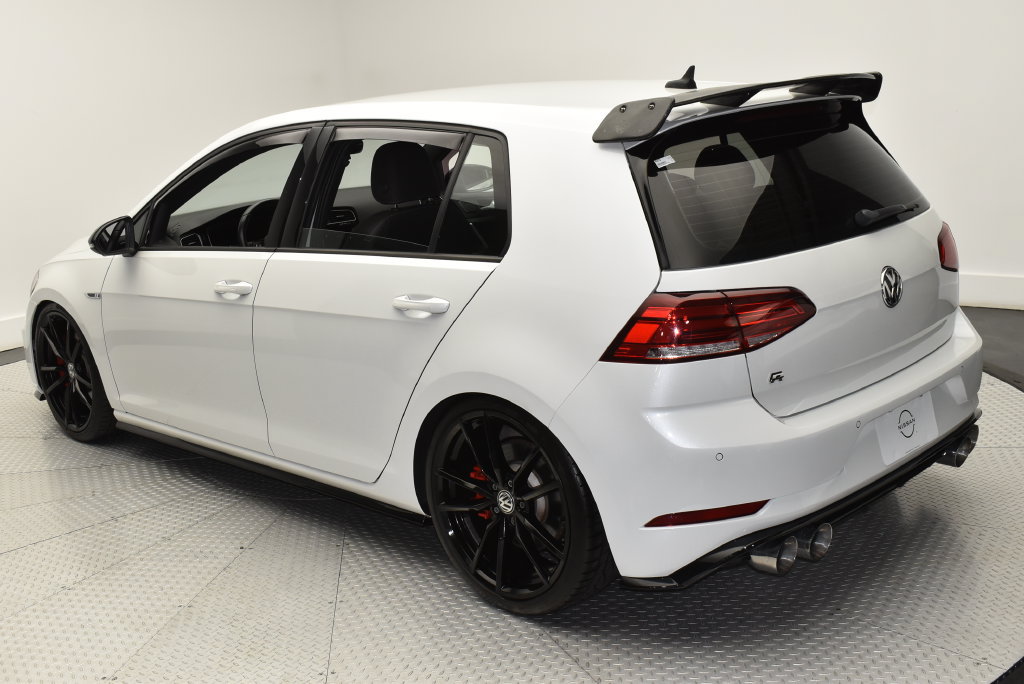 Used 2019 Volkswagen Golf R 4-Door AWD/4WD image 7