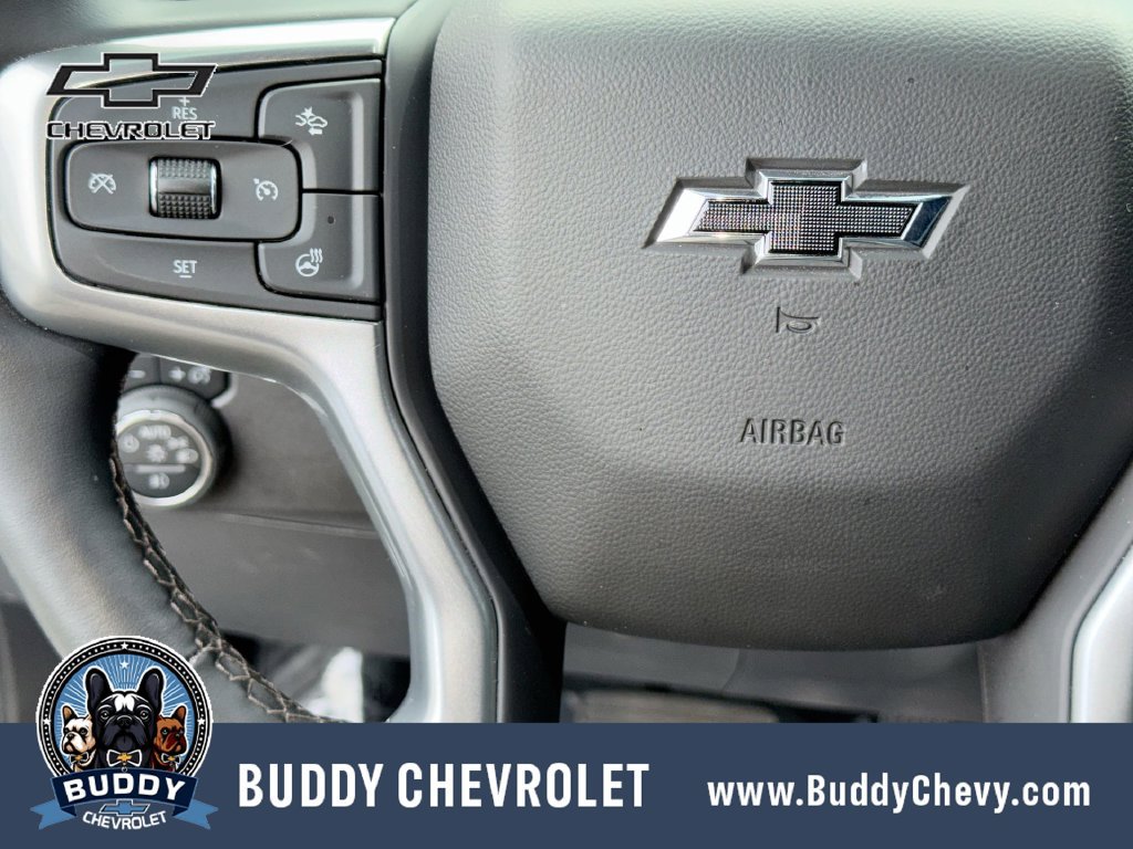 Used 2026 Chevrolet Silverado 1500 LT Trail Boss w/ LT Trail Boss Premium Package AWD/4WD image 17