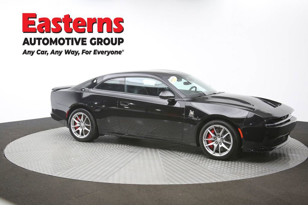 Used 2025 Dodge Charger Daytona Scat Pack w/ Track Pack AWD/4WD image 45