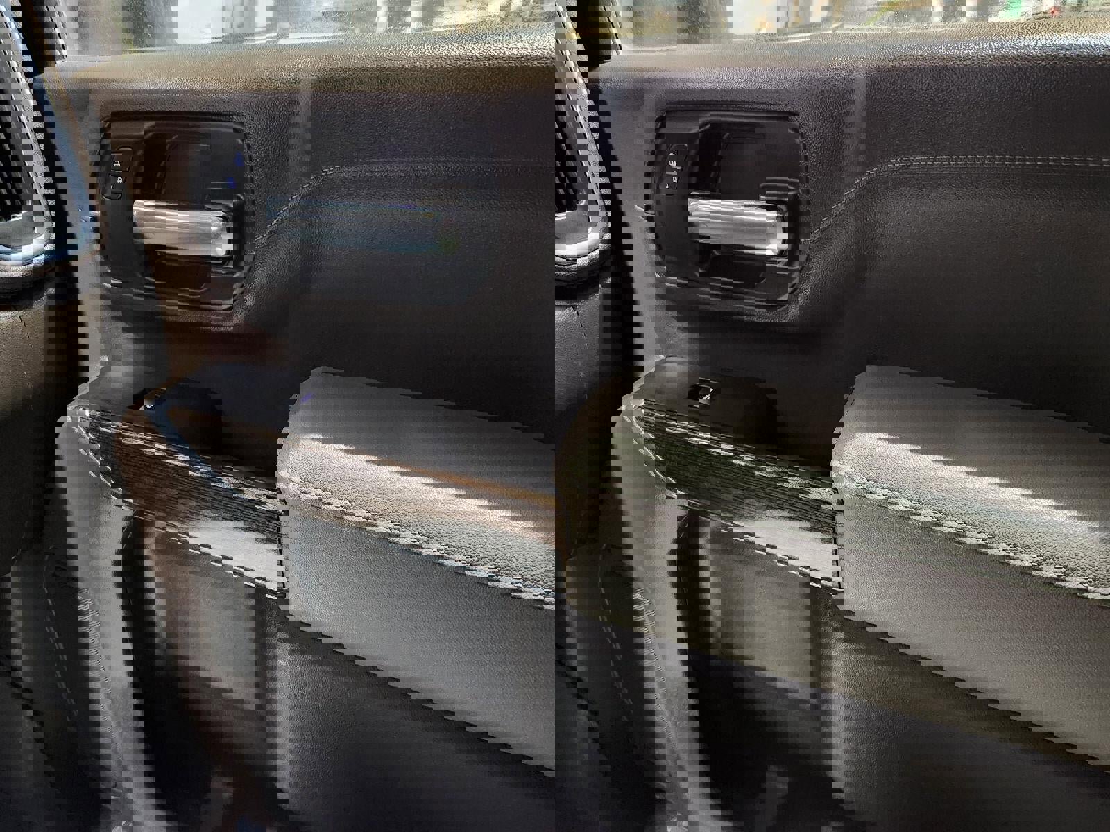 Used 2021 Chevrolet Silverado 3500 LT w/ Convenience Package image 19