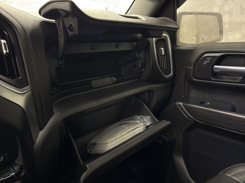 Used 2020 Chevrolet Silverado 1500 LTZ image 24