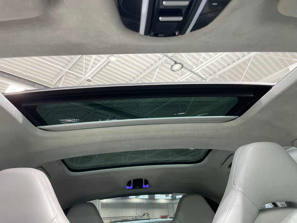 Used 2020 Porsche Panamera GTS image 31